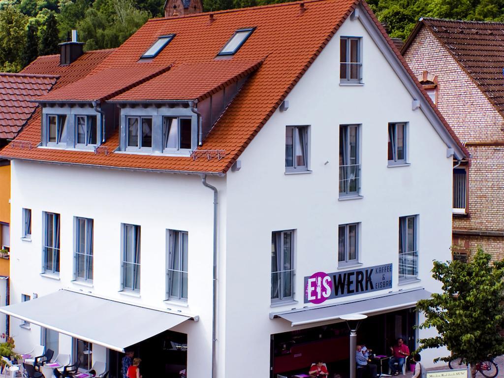Gaestehaus Eschers Eiswerk Annweiler am Trifels Exterior photo